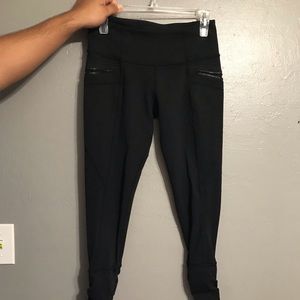 Lulu lemon black scrunched leggings